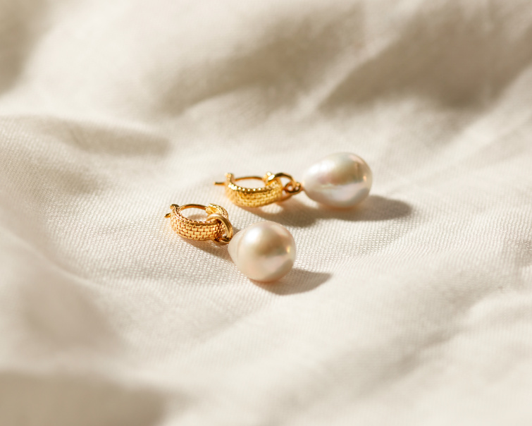 Gold Doina huggie earrings with pearls as set